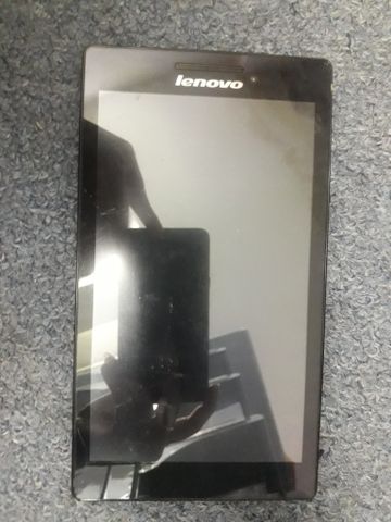 Z Lenovo Tab A7