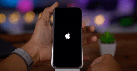 Cách mở, bật nguồn iPhone 12, 12 Pro, 12 Pro Max cực đơn giản