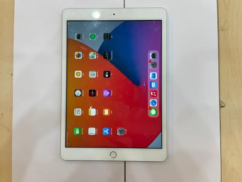 iPad 8 Wifi 32GB Silver (MYLA2ZA/A)