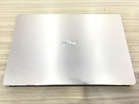 Acer Swift SF315 52 50T9 i5 8250U/8GB/256GB/15.6