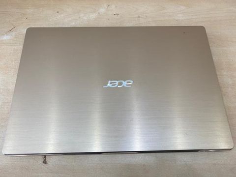 Acer Swift SF315 52 50T9 i5 8250U/8GB/256GB/15.6