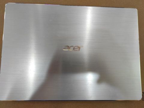 Acer Swift SF314 56 596E i5 8265U/4GB/256GB/14