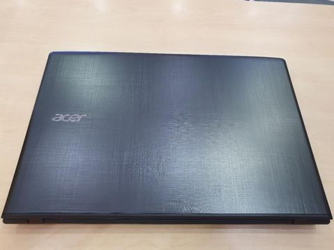 Acer Aspire E5 576G 88EP i7 8550U/4GB+16GB/1TB/2GB MX130/15.6''F/Win10/(NX.H2ESV.001)/Đen