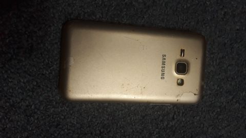 Z Samsung Galaxy J1