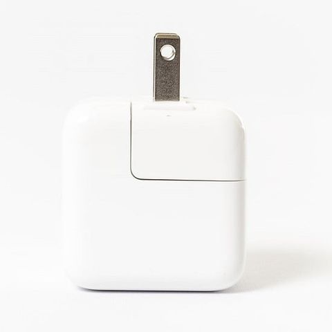Sạc Adapter iPad Cellular 32Gb 2018 Wifi