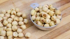  Cách nấu hạt sen khô mau mềm giúp bạn tiết kiệm được thời gian nấu nướng 