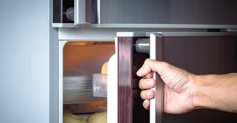 Tại sao cửa tủ lạnh hay bị hở? Nguyên nhân và cách khắc phục hiệu quả