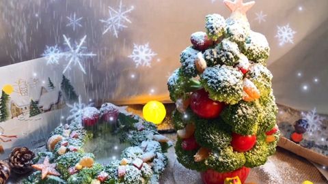 2 cách xếp trái cây, rau củ tạo hình cây thông Noel để trang trí bắt mắt