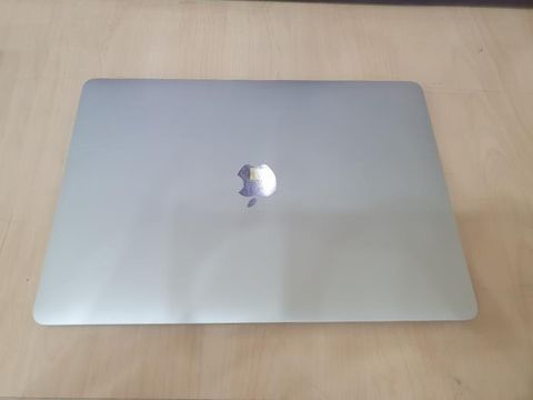 Apple Macbook Pro M1 8-core CPU/16GB/256GB/8-core GPU/13.3