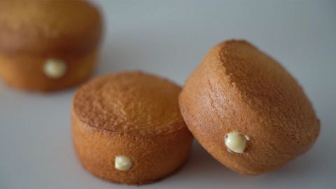 2 cách làm bánh custard mềm xốp, thơm ngon ăn là mê