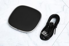  Sạc không dây Qi QC 3.0 AUKEY LC-C6 Đen 