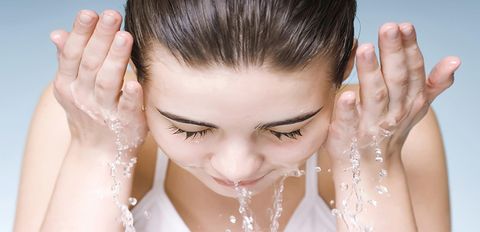 Mách bạn cách làm đẹp da và tóc bằng nước điện giải ion axit nhẹ hiệu quả