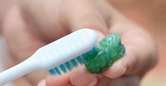  8 cách làm sáng hạt đá đơn giản, hiệu quả, nhanh nhất tại nhà 