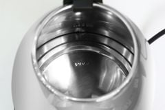  Bình đun siêu tốc Delites ST18S05 1.8L 