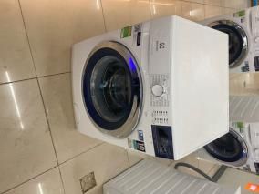 Máy giặt Electrolux Inverter 10 kg EWF1024BDWA