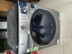  Máy giặt Electrolux Inverter 9 kg EWF9024ADSA 