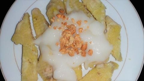 2 cách làm bánh chuối hấp bột gạo đơn giản, dẻo ngọt, thơm ngon