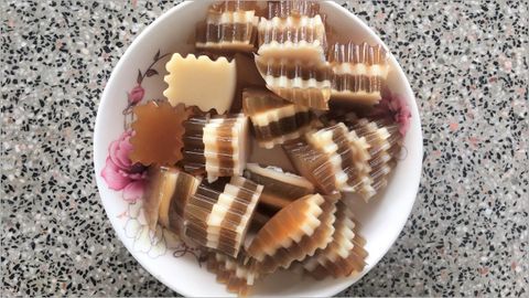 Cách làm rau câu phô mai cà phê 2 lớp giòn ngon hấp dẫn ăn là ghiền