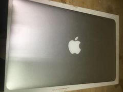  Apple Macbook Air MJVM2ZP/A i5 5250U/4GB/128GB/11.6