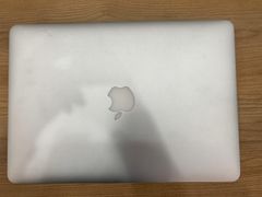  Apple Macbook Air MJVE2ZP/A i5 5250U/4GB/128GB/13.3
