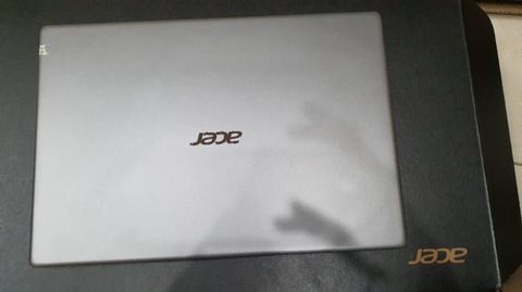 Acer Swift 5 SF514 53T 51EX i5 8265U/8GB/256GB/14