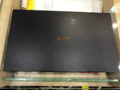  Acer Swift 7 SF714 52T 76C6 i7 8500Y/16GB/512GB/14