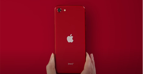 So sánh iPhone SE 2020 và iPhone 8: Bình cũ rượu mới, liệu có nên mua?