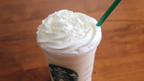 4 cách làm Frappuccino ngon ngọt mát lạnh chuẩn vị Starbucks