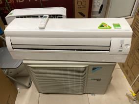 Điều hòa Daikin Inverter 17700 BTU FTKC50UVMV