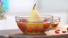  Cách làm chè trái lê táo đỏ thanh mát, bổ hơn cả chè dưỡng nhan 