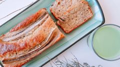  2 Cách làm bánh bông lan chuối bằng lò nướng mềm mịn, thơm lừng cực ngon 