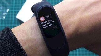 Cách cài Tiếng Việt cho vòng đeo tay Xiaomi Mi Band 5 chính thức cực xịn