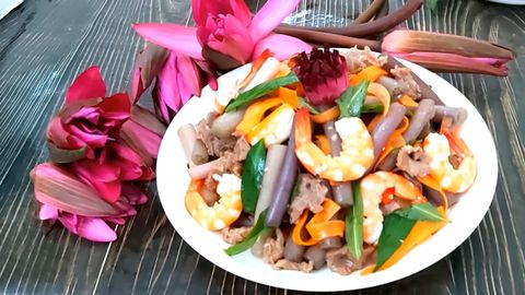 3 cách làm gỏi bông súng chua ngọt mới lạ hấp dẫn đơn giản