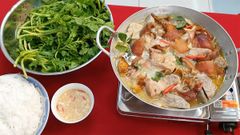 Cách làm lẩu thịt heo quay nấu chao thơm béo, lạ miệng ăn là mê ngay 
