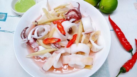 Cách làm món mực ống hấp bia thơm ngon độc lạ để nhâm nhi cuối tuần