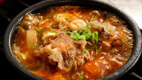 Cách nấu canh đuôi bò Hàn Quốc thơm ngon và cực kỳ bổ dưỡng