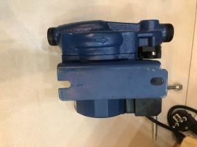 Máy bơm nước tăng áp Kangaroo KG 180ZP 180W