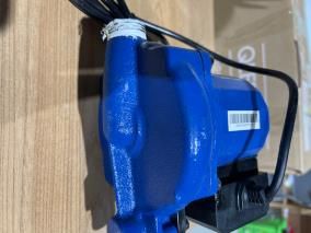Máy bơm nước tăng áp Kangaroo KG 180ZP 180W