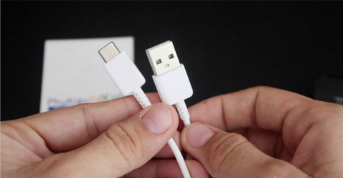 Cáp sạc Samsung của nước nào? Có tốt không? Có nên mua không?