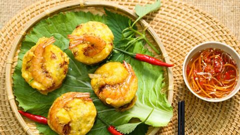 Bánh cống là bánh gì, bánh cống đặc sản ở đâu? Tại sao lại gọi là bánh cống