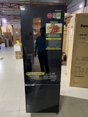  Tủ lạnh Panasonic Inverter 322 lít NR-BC360QKVN 