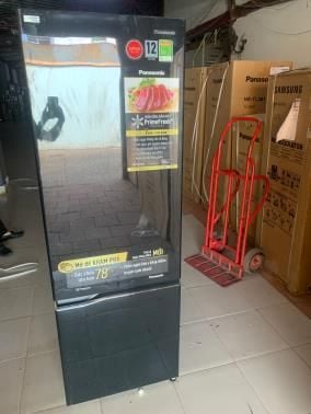 Tủ lạnh Panasonic Inverter 322 lít NR-BC360QKVN