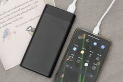  Pin sạc dự phòng Polymer 10.000mAh AVA+ JP208 