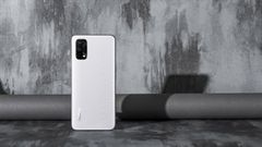 Đại diện Realme chia sẻ những hình ảnh render chính thức của Realme Q2 Pro với thiết kế phủ da, 4 camera mặt sau 