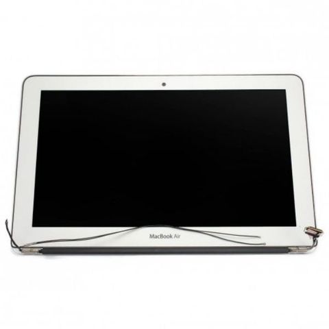 Thay kính màn hình macbook pro