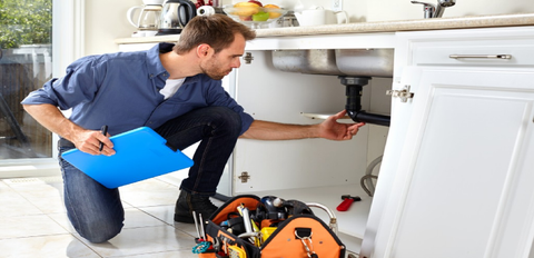 Chậu rửa chén bị rò rỉ nước. Nguyên nhân và cách khắc phục