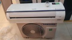  Máy lạnh Samsung Inverter 1 HP AR10RYFTAURNSV 
