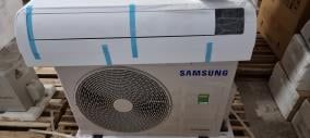 Máy lạnh Samsung Inverter 2 HP AR18TYHYCWKNSV