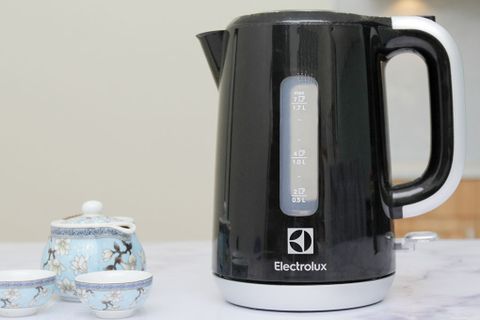 Bình siêu tốc Electrolux EEK3505