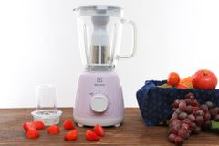  Máy xay sinh tố Electrolux EBR3646 